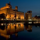 Impression de Duisburger Innenhafen bei Nacht