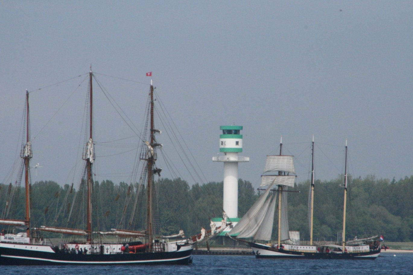 Impression Kieler Förde mit Leuchtturm Friedrichsort