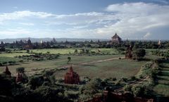 Impressionen aus Bagan vor Sonnenuntergang