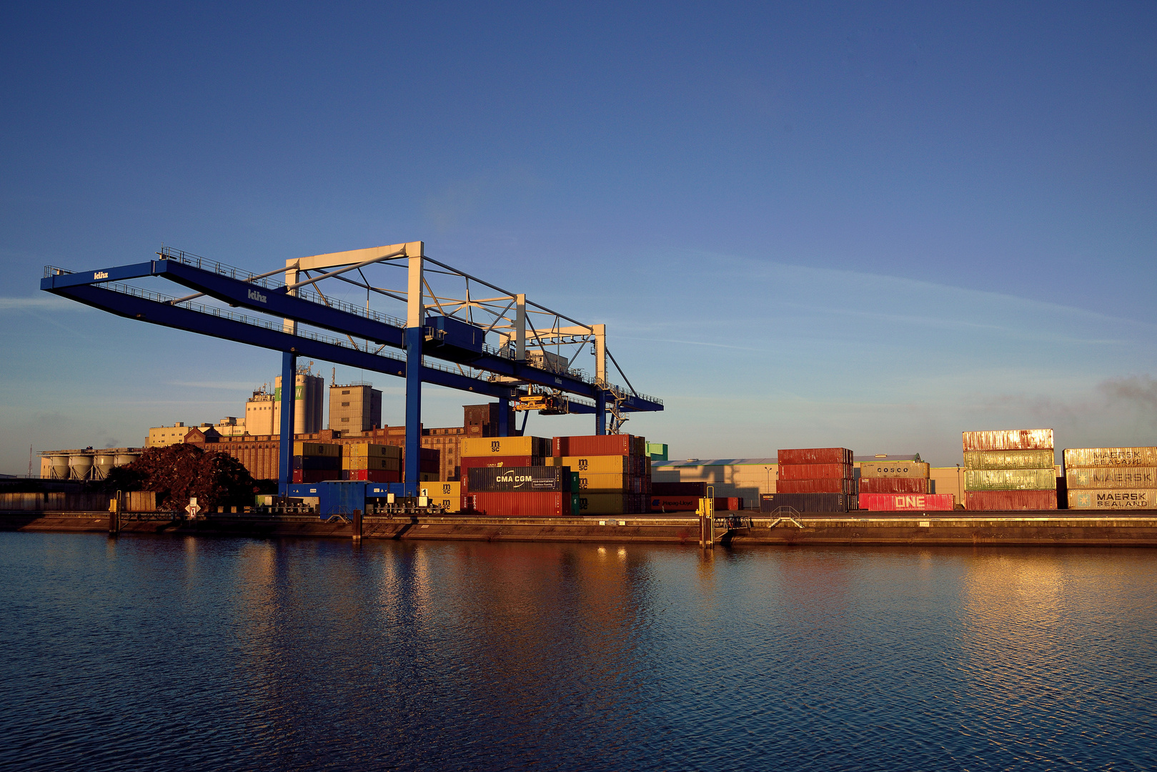 Impressionen aus dem Rheinhafen Kehl