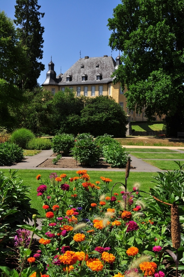 Impressionen aus dem Schlossgarten von Schloss Dyck....... 4