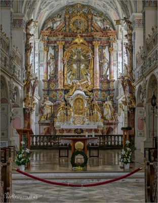 *** Impressionen aus der Pfarrkirche Heilig Kreuz in Polling ***