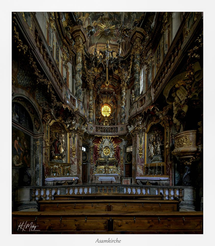 *** Impressionen aus der _St.Johann-Nepomuk-Kirche in München ***