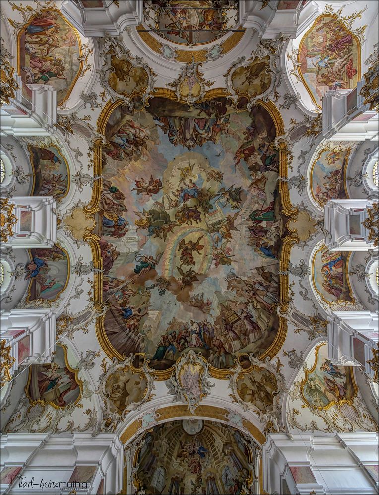 ** Impressionen aus der Wallfahrtskirche Zur Schmerzhaften Muttergottes und St. Ulrichin - Legau **