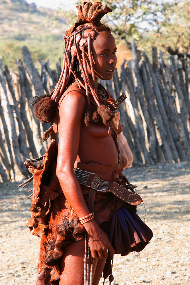 Impressionen aus einem Himba-Dorf (2)