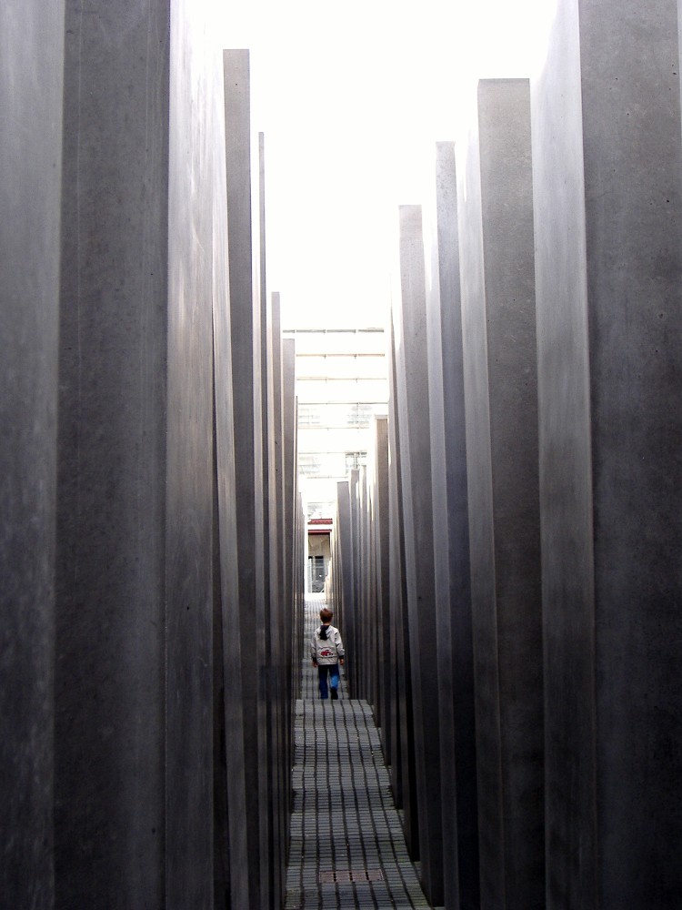 Impressionen Berlin No.1: The Holocaust-Effect