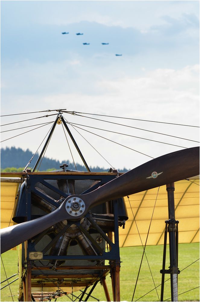 Impressionen - Hahnweide - Oldtimer-Fliegertreffen - 2013 - Nr.9