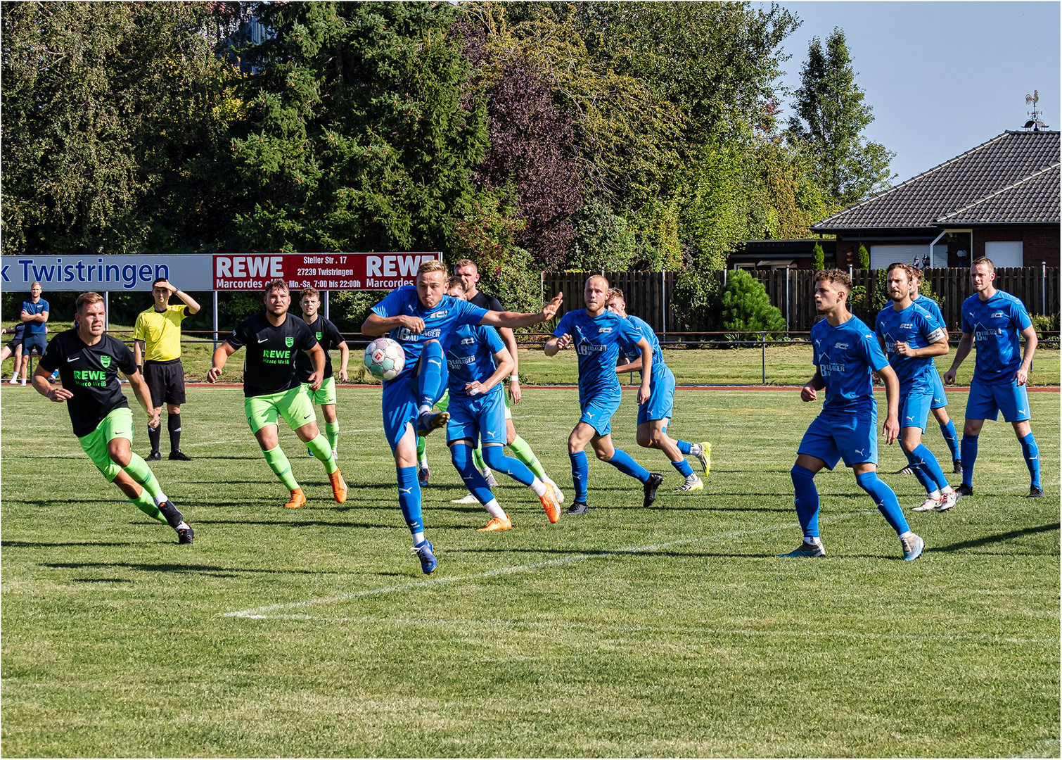 Impressionen vom Fußball