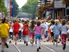 Impressionen vom Sommernachtslauf in Neuss am 2.6.2007 - 6