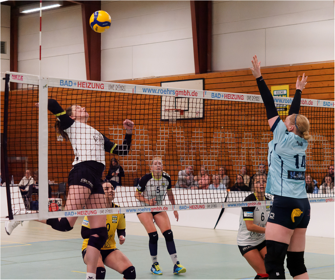 Impressionen vom Volleyball