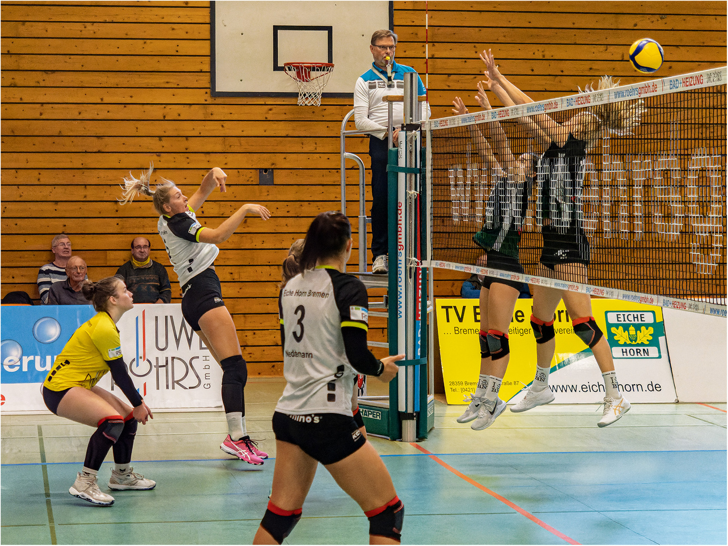 Impressionen vom Volleyball.....