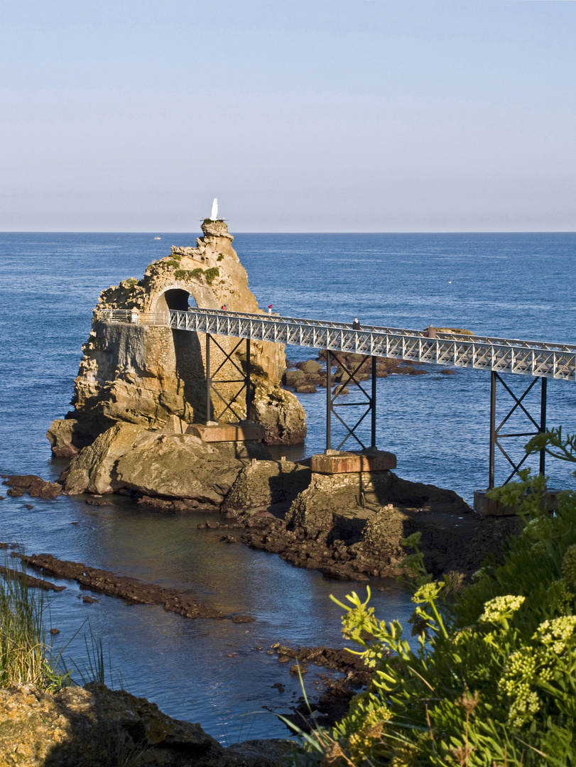 Impressions de Biarritz 19 -- Une autre vue sur le Rocher de la Vierge