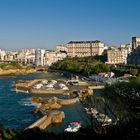 Impressions de Biarritz 29 -- Vue sur le port, l’Eglise Sainte Eugénie, et la Grande Plage