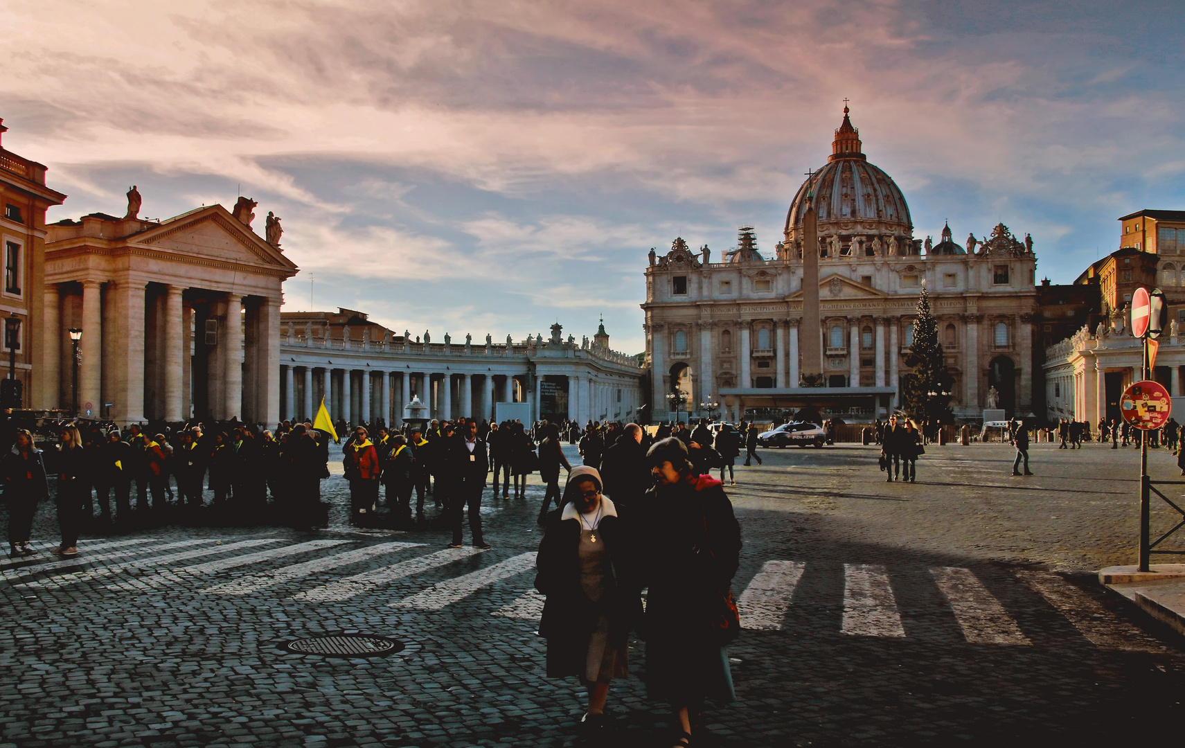 Impressions of santi petri of Vaticano - Motiv vom Weltenbummler - 2018
