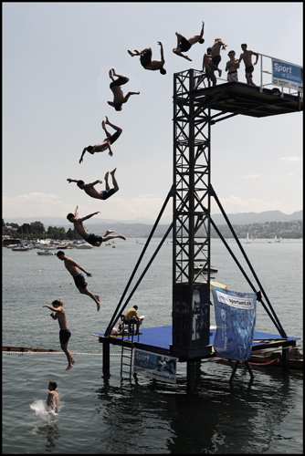 impressive backflip off 10m table