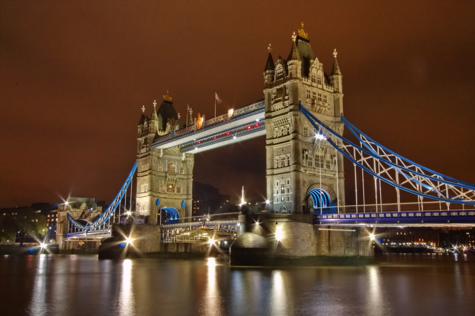 Impressive Tower Bridge at night