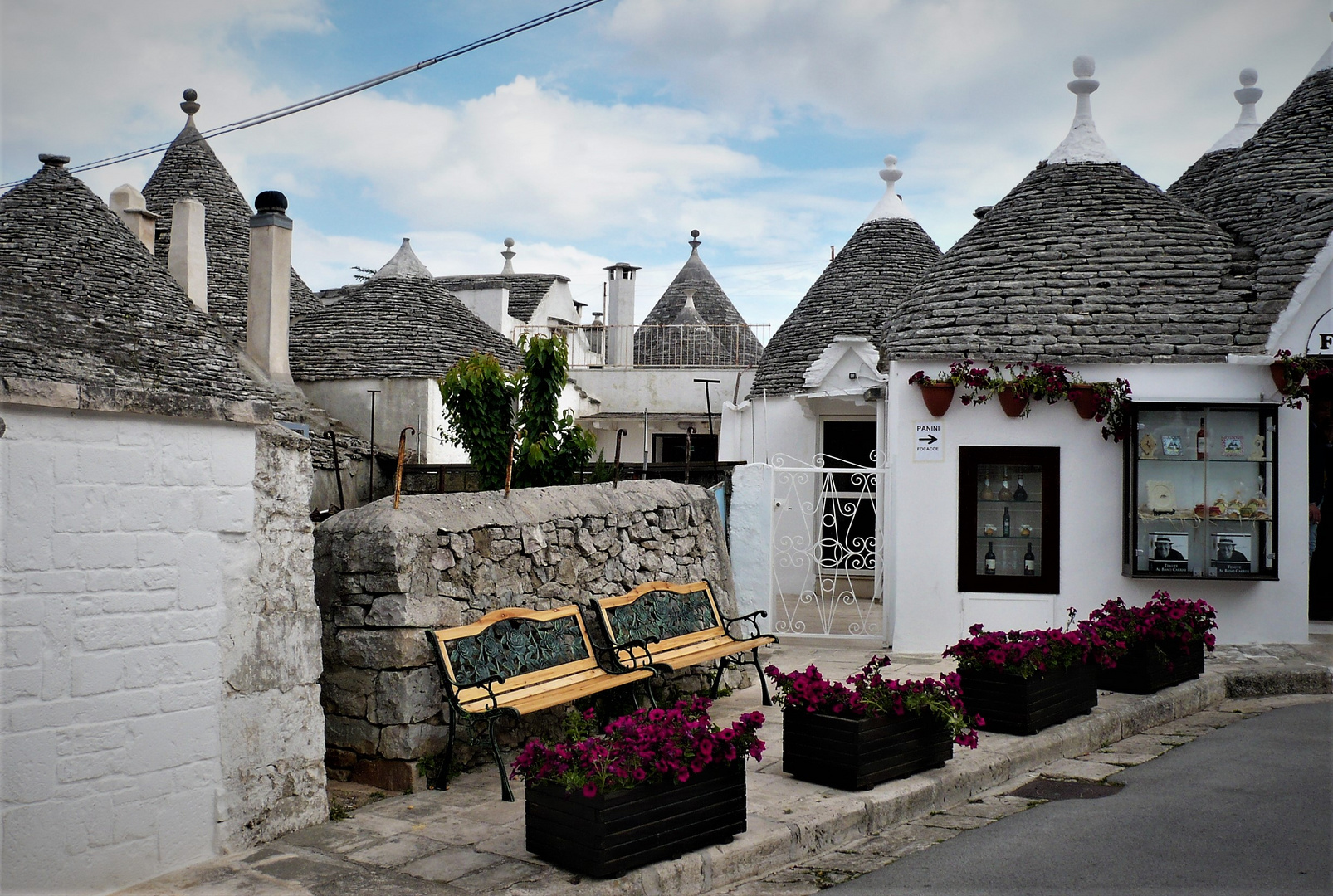 - in  ALBEROBELLO  ...