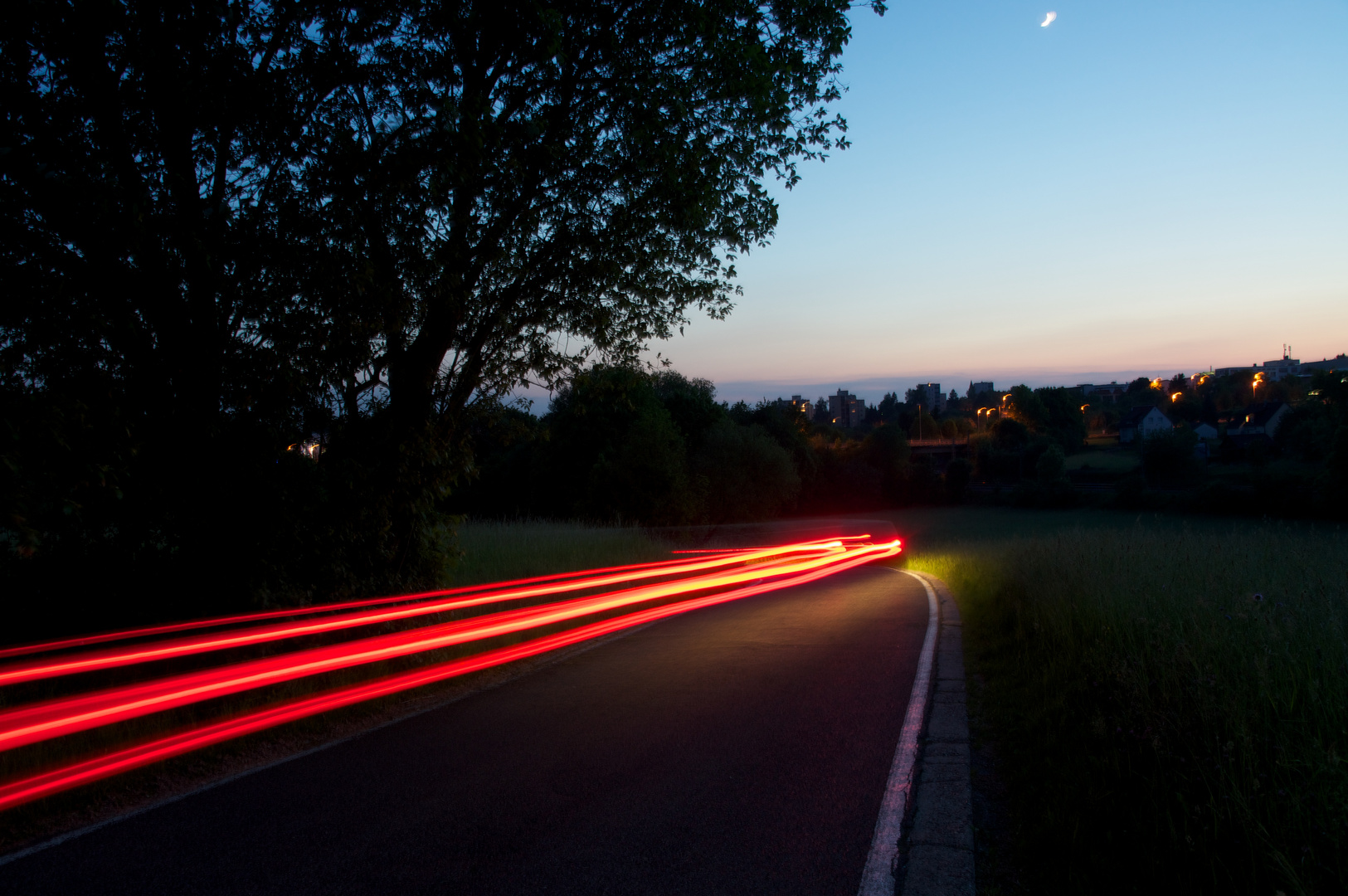 In Bewegung bei Abenddämmerung