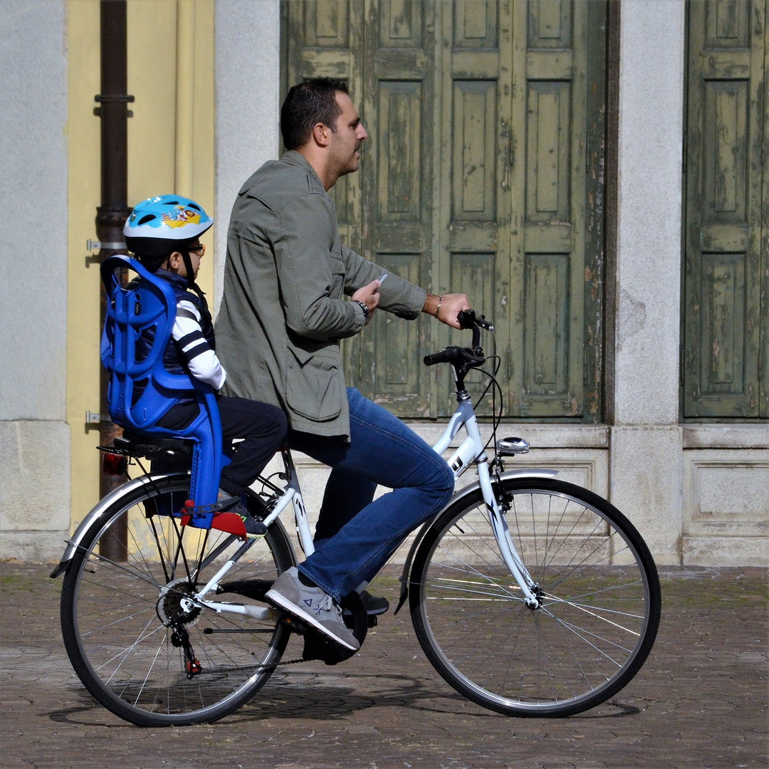 concorso fotografico bellezze in bicicletta facebook