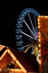 In blau .. war es besonders schön! Das Riesenrad.