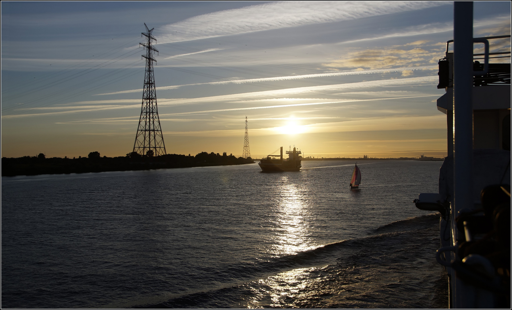 in den Abend hinein....Richtung Kiel