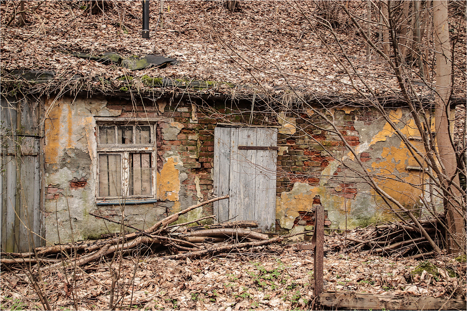 In den Berg gebaut