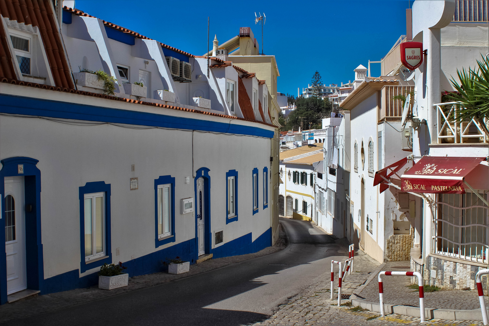 ..in den Gassen von Albufeira..