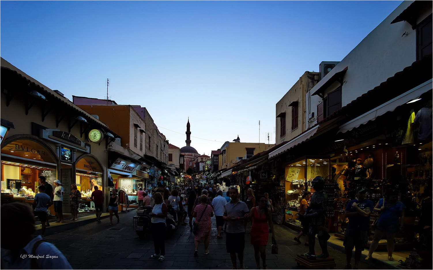 In den Gassen von Rhodos - und am Abend auf Nahrungssuche... 