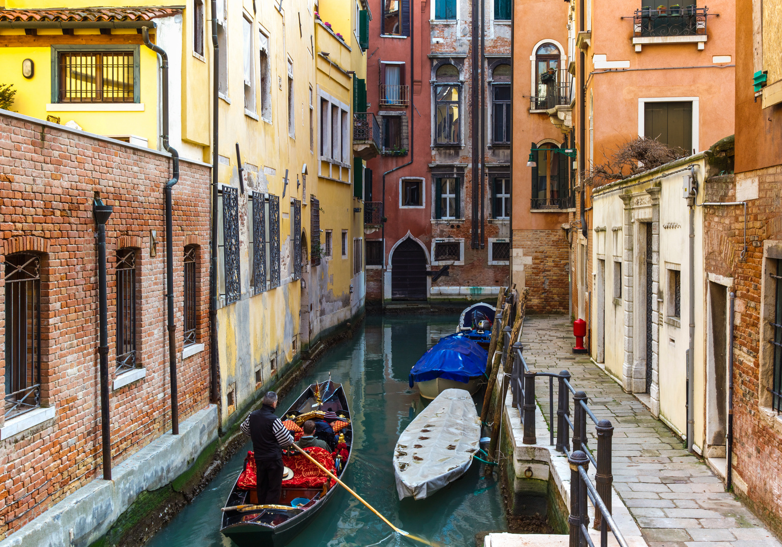 In Den Gassen Von Venedig Foto Bild Europe Italy Vatican City S Marino Italy Bilder Auf Fotocommunity