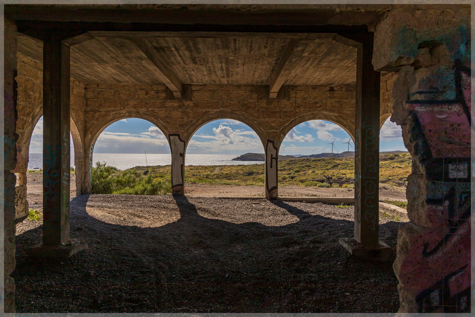 In den Ruinen des 'Sanatorio de Abona' auf Tenerifa 14