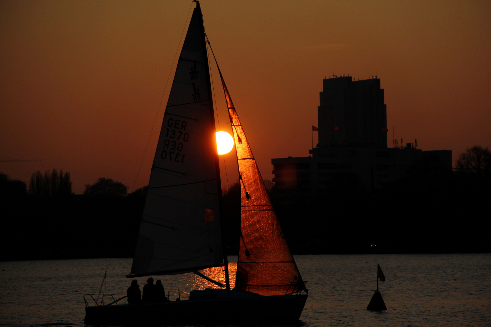 In den Sonnenuntergang