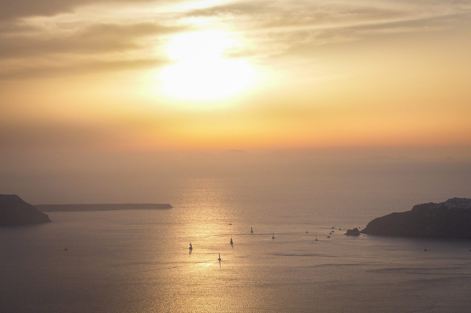 In den Sonnenuntergang hinein segeln ...