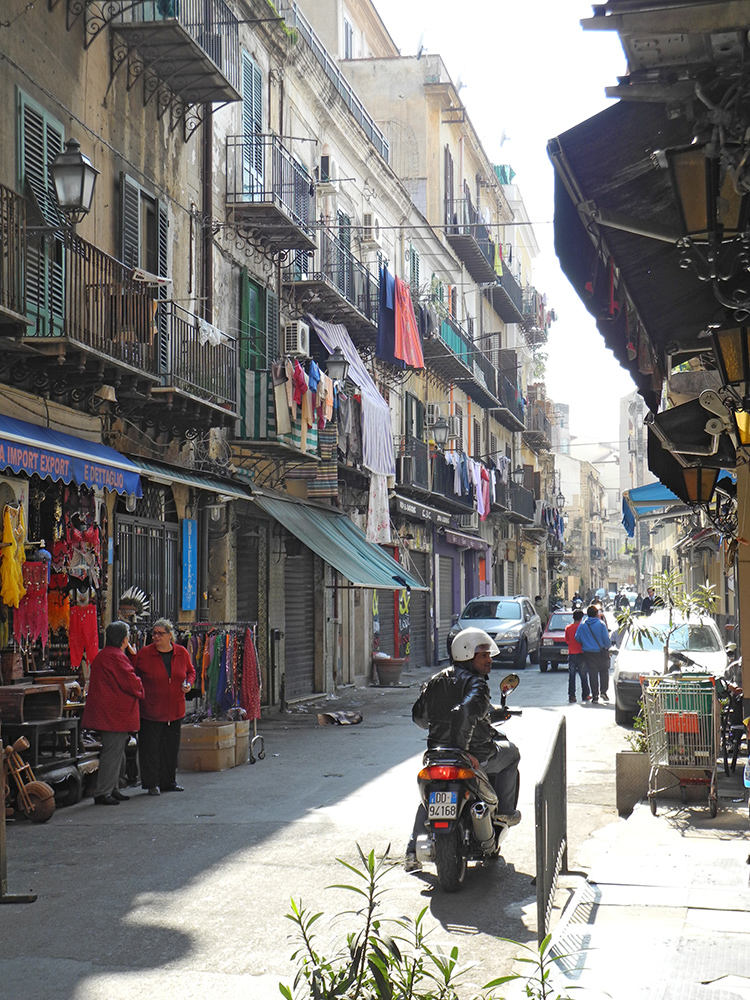 in den Straßen von Palermo (2)