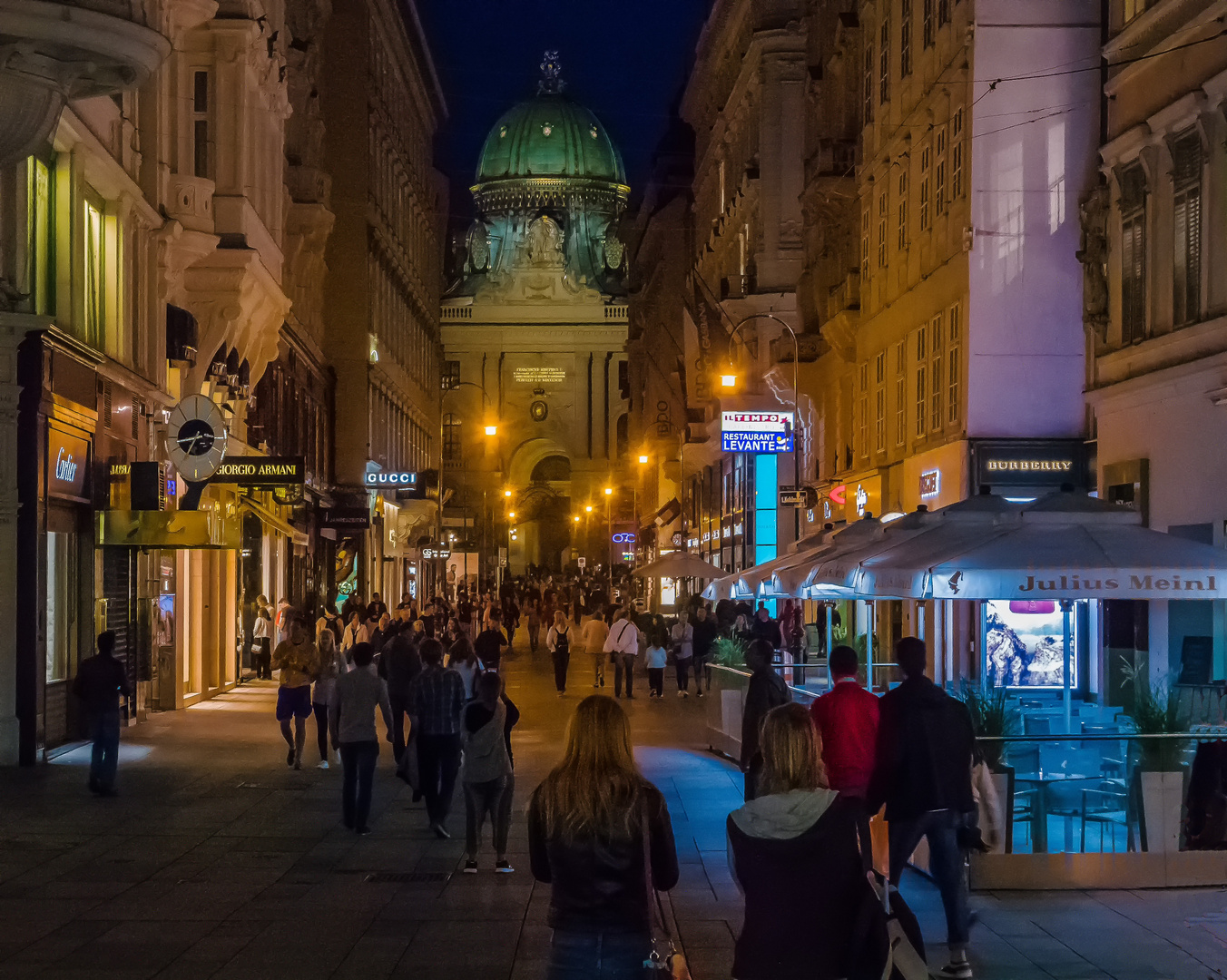 In den Straßen von Wien (150)