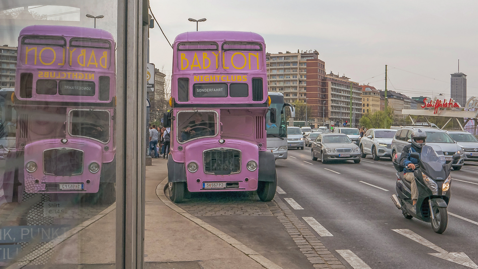 In den Straßen von Wien (333)