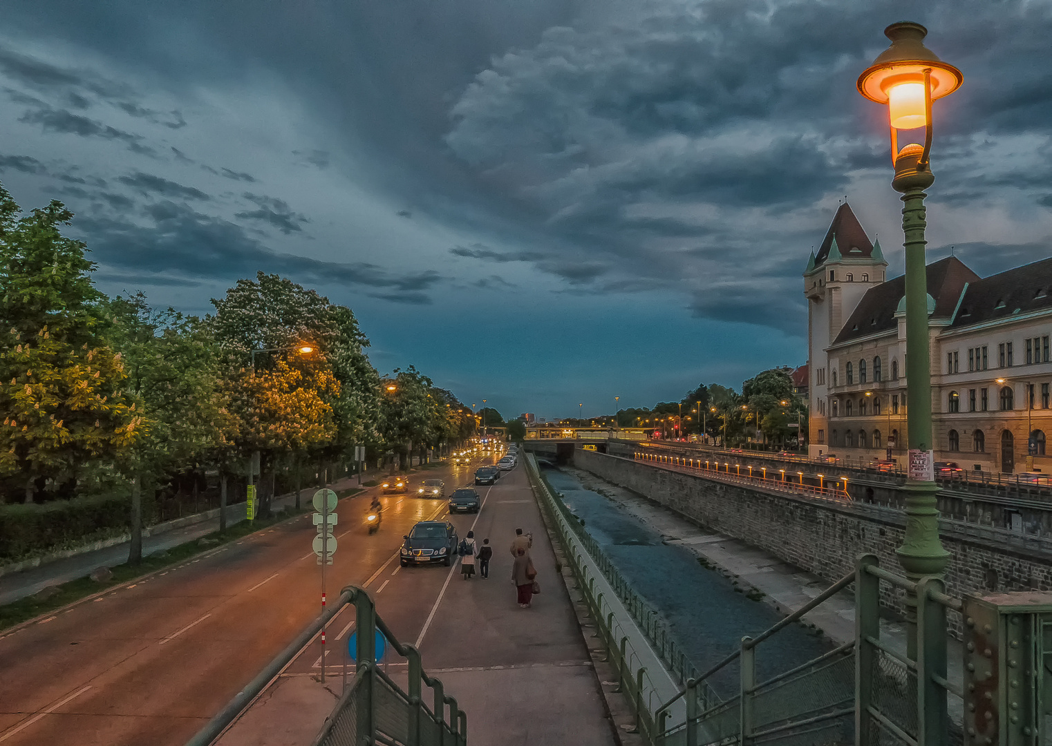 In den Straßen von Wien (386)