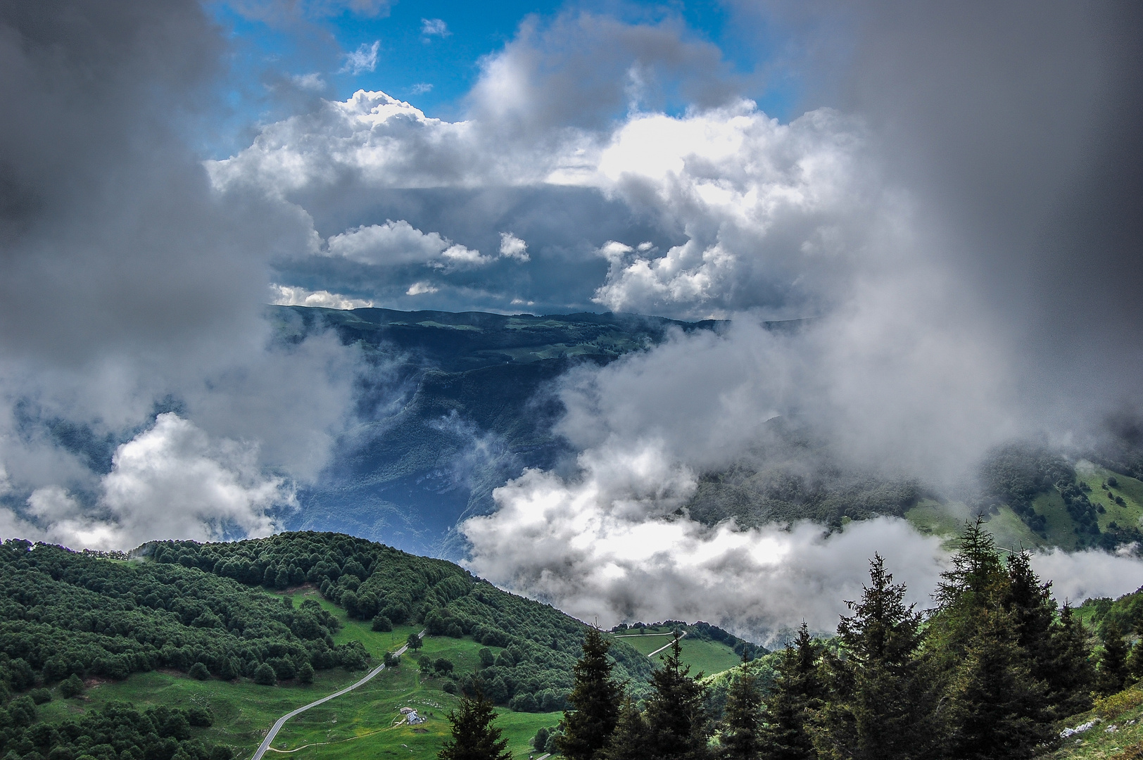 In den Wolken