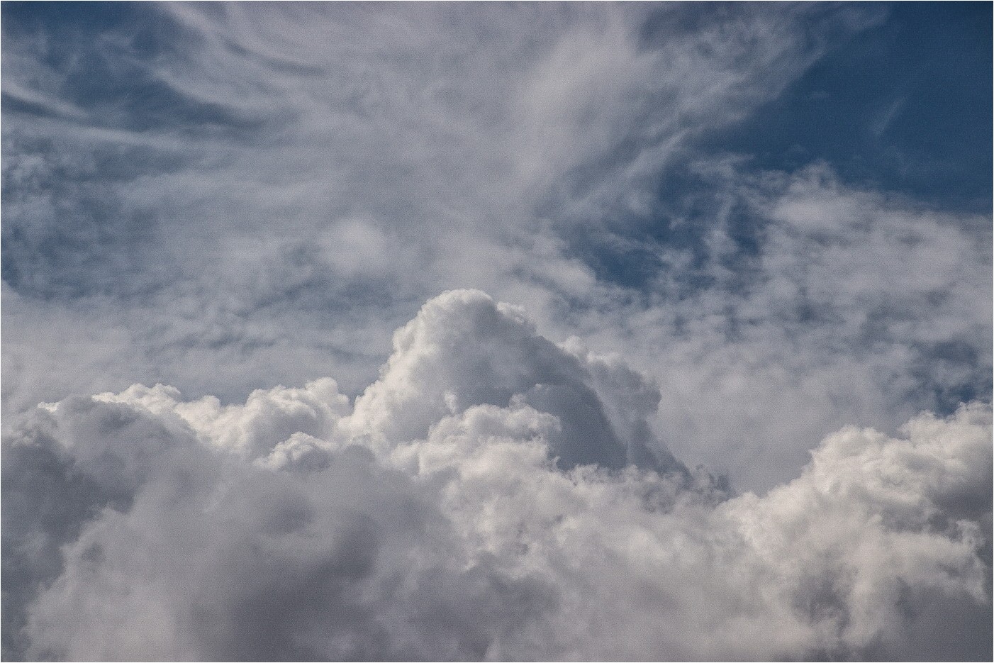 In den Wolken