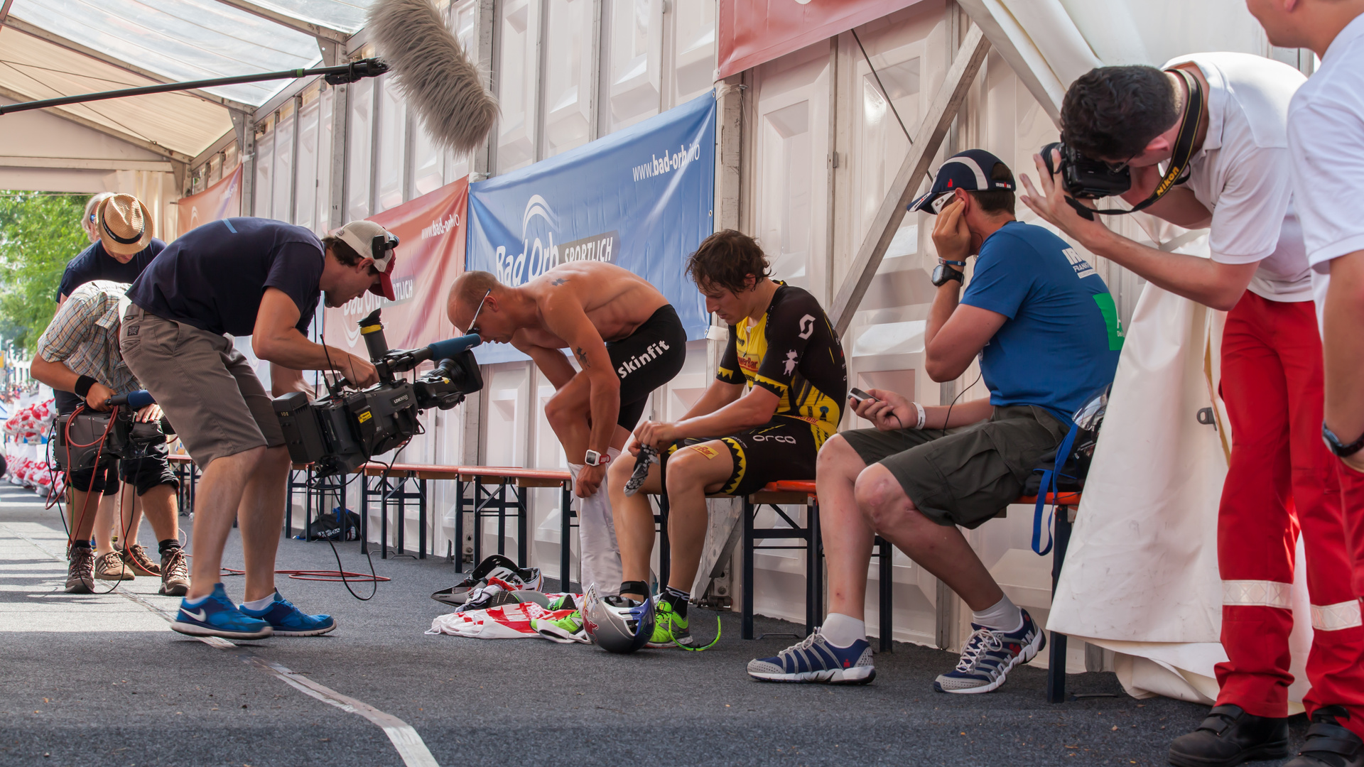 In der 2. Wechselzone Sebastian Kienle und Andy Böcherer