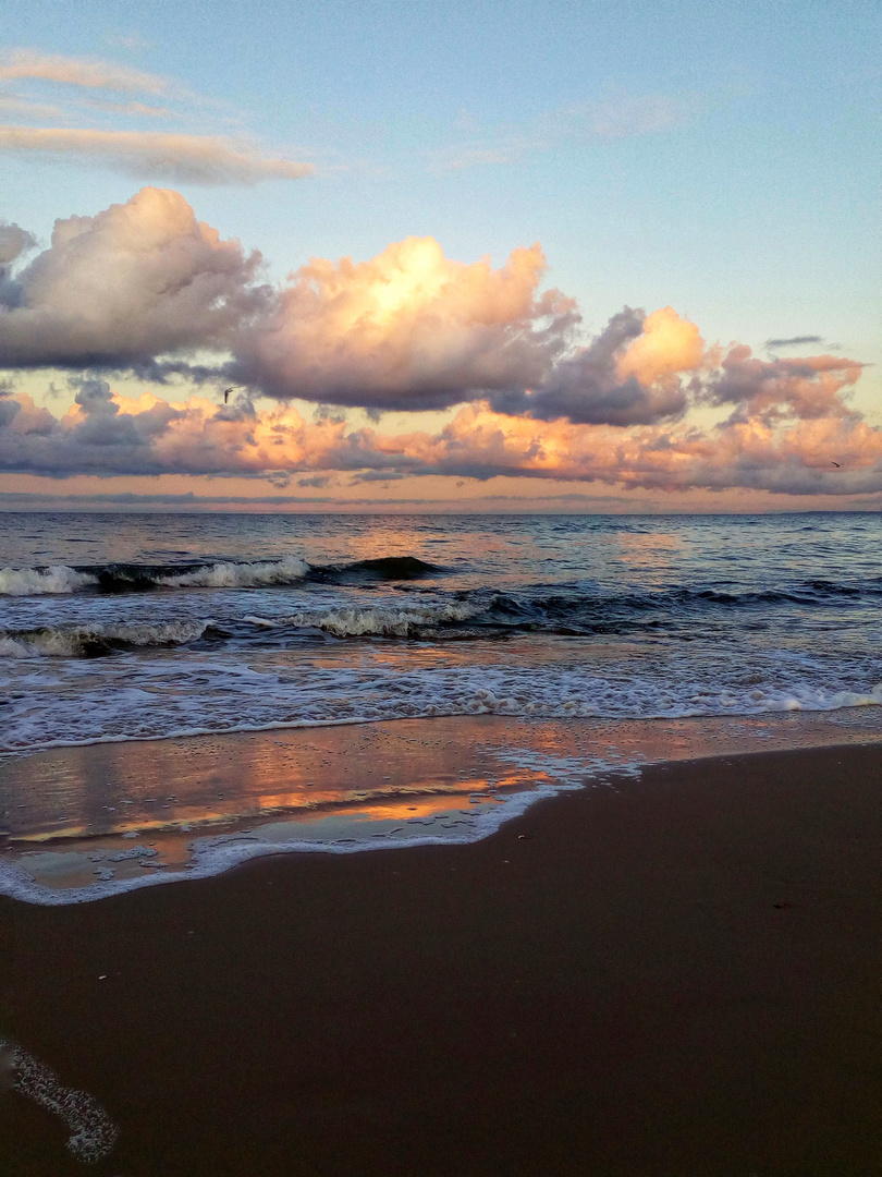 In der Abenddämmerung am Strand von Bansin