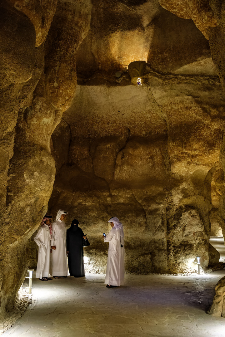 In der Al Qara Höhle