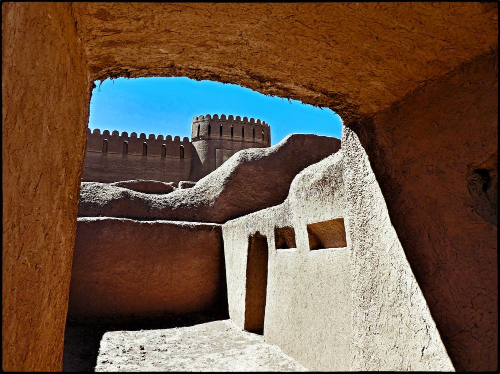 IN DER ALTEN BURG.... Foto & Bild world, spezial, burg Bilder auf