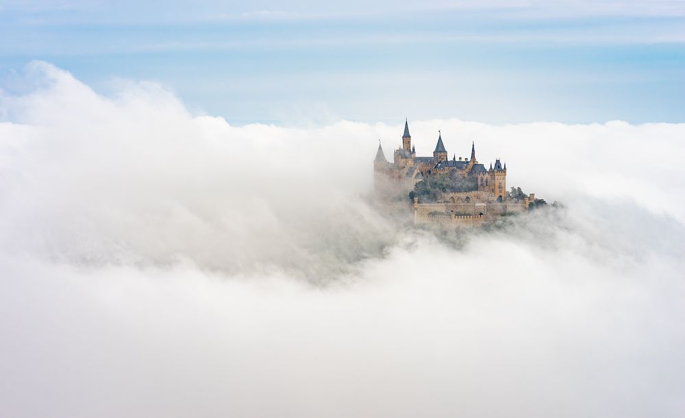 In der Brandung der Wolkenwellen