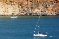 "In der Bucht von Fortaleza de Sagres"