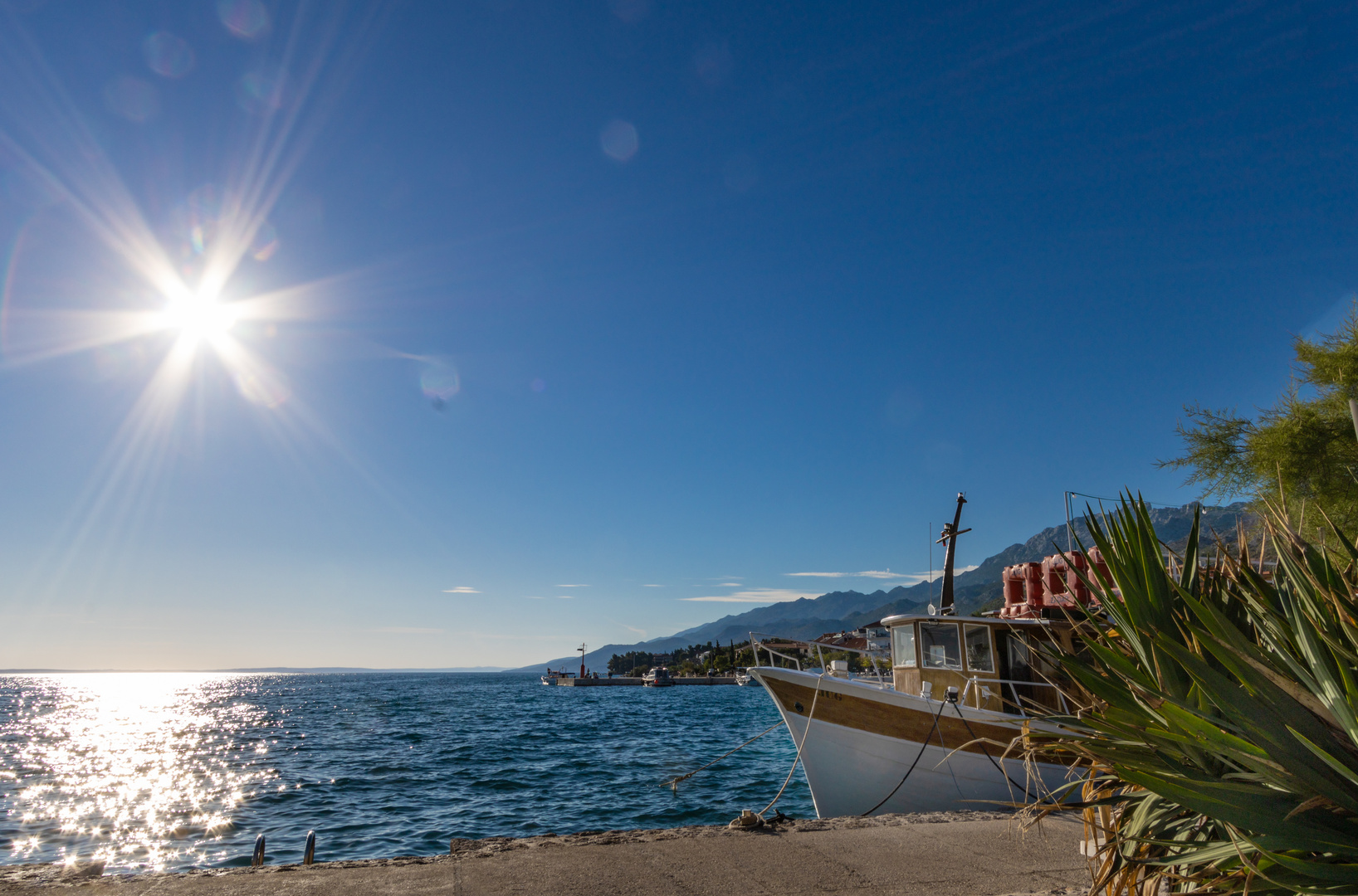 In der Bucht von Starigrad, Dalmatien