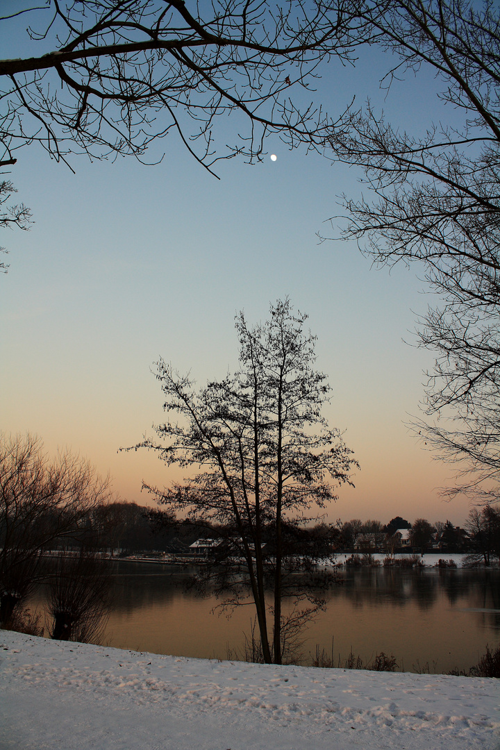 In der Dämmerung am Aasee