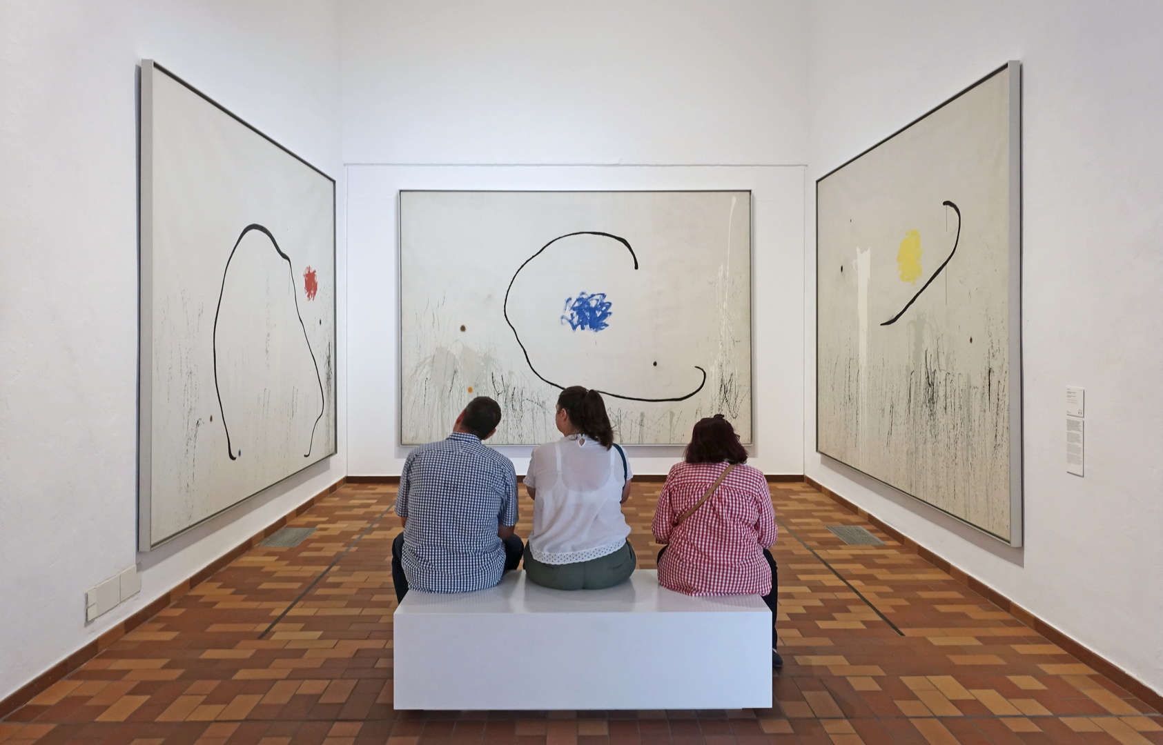 In der "Fundació Joan Miró" in Barcelona - Triptychon "Die Hoffnung des zum Tode Verurteilten I–III"