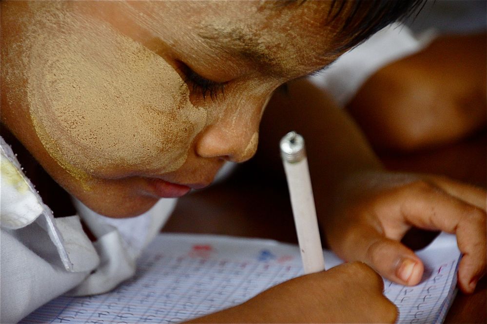 in der grundschule No.: 1, dorf bei bagan, burma 2011 :-)))) II