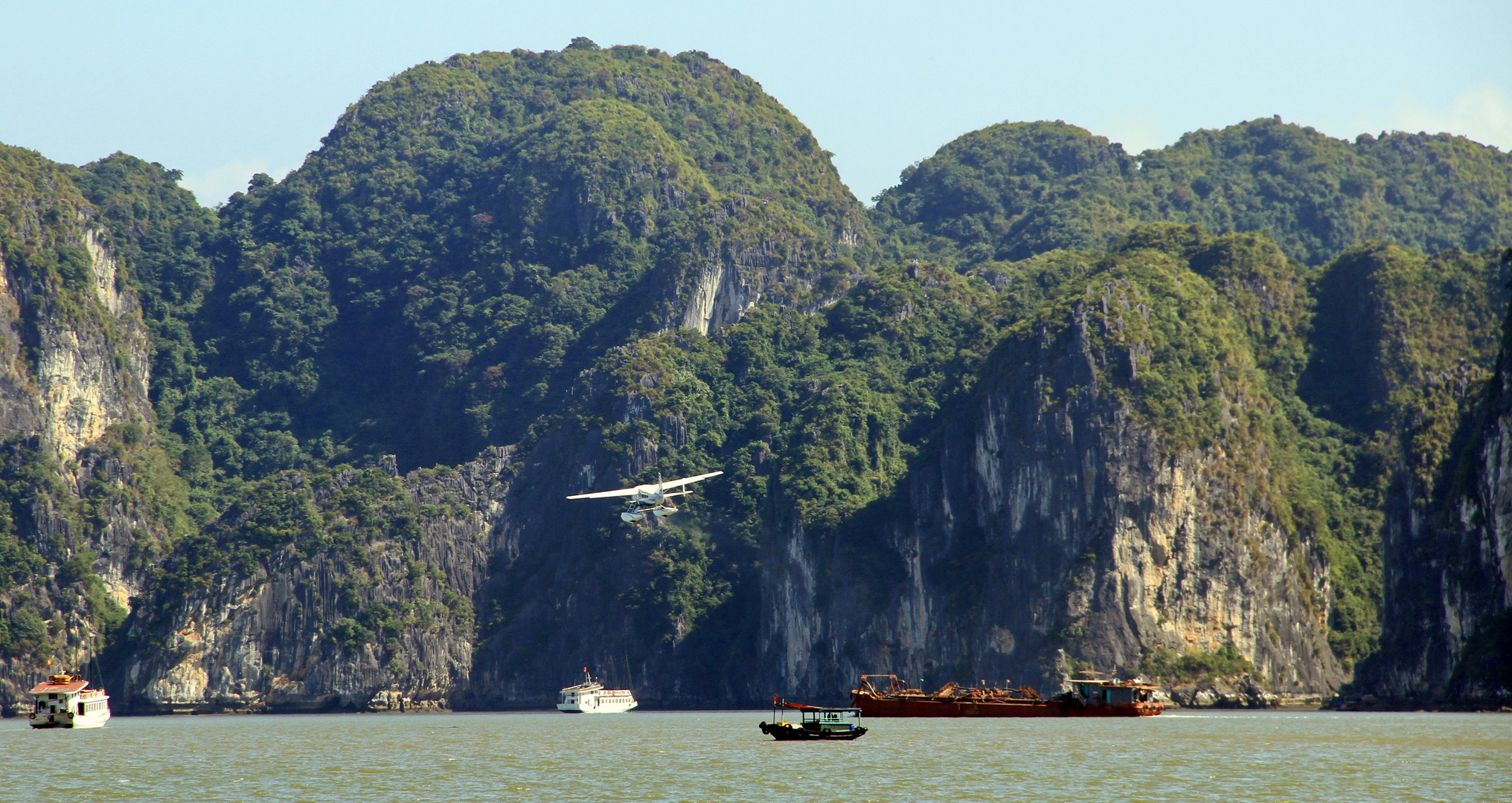 In der Halong Bucht (Vietnam) (2)