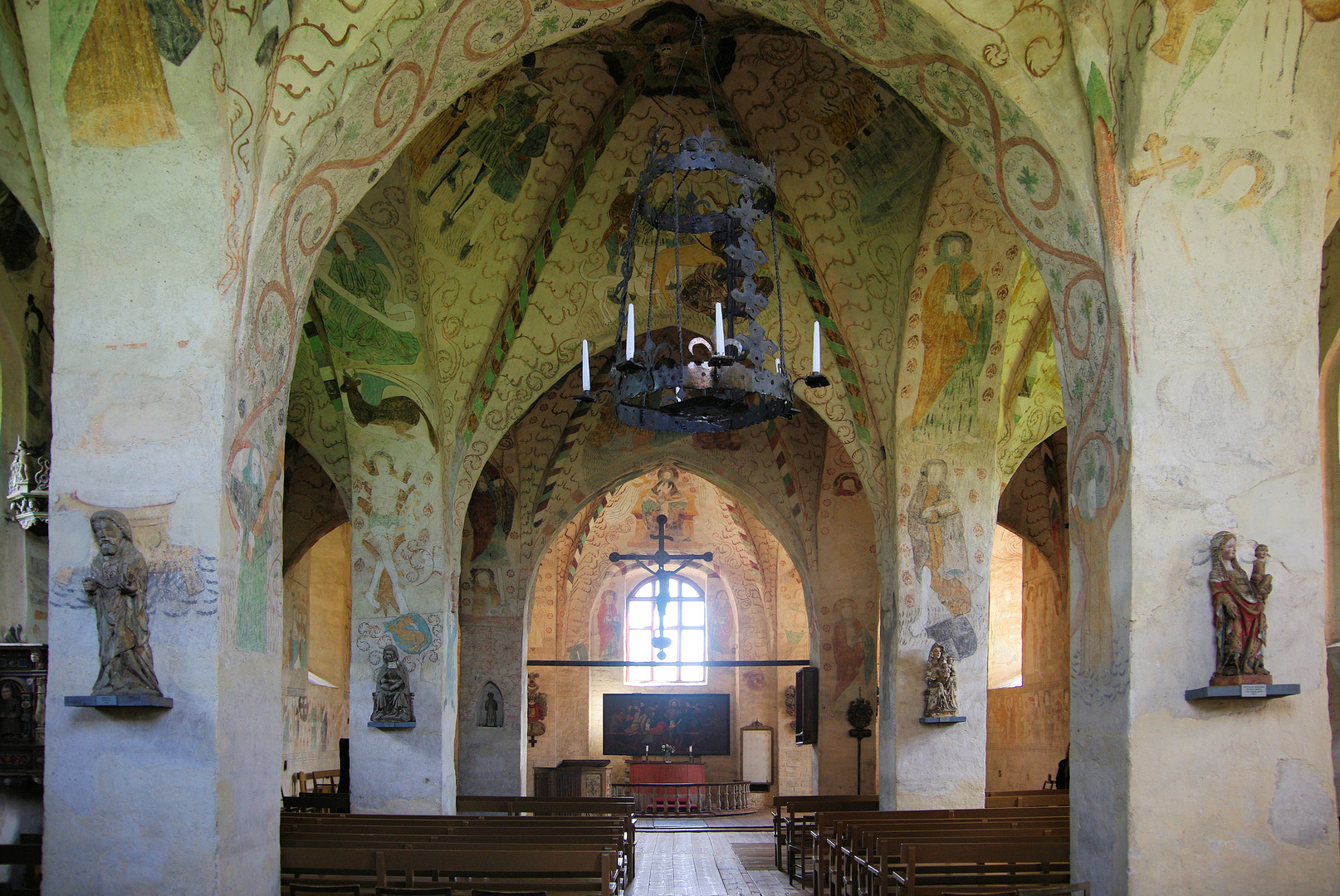 in der Heiligkreuzkirche von Hattula - Hattulan Pyhän Ristin kirkko (Finnland)